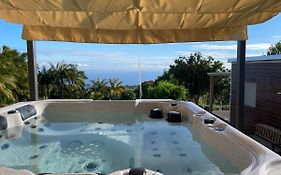 L escapade créole Bungalow Vanille avec jacuzzi privatif